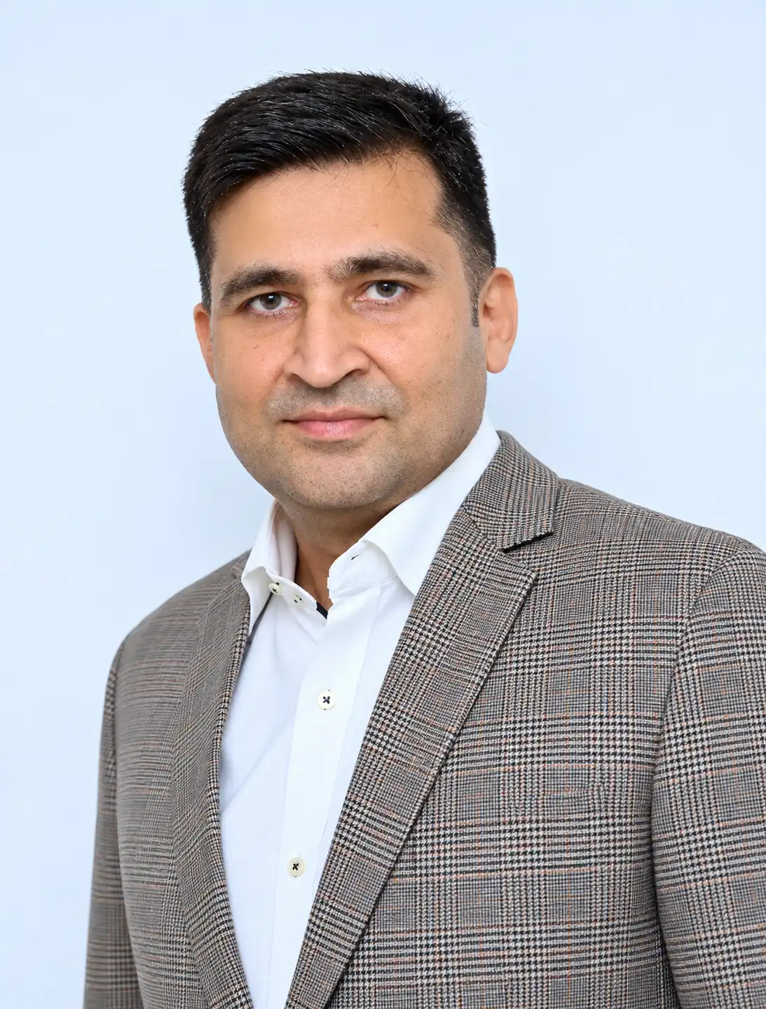 Sri. L. Anand Singhvi